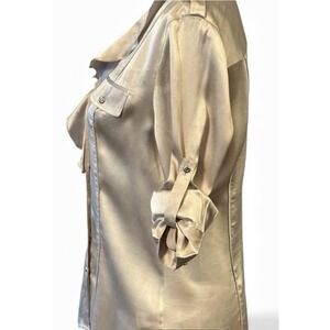 White House Black Market Stretch Silk Blouse Champagne Button Up Women Top Size4